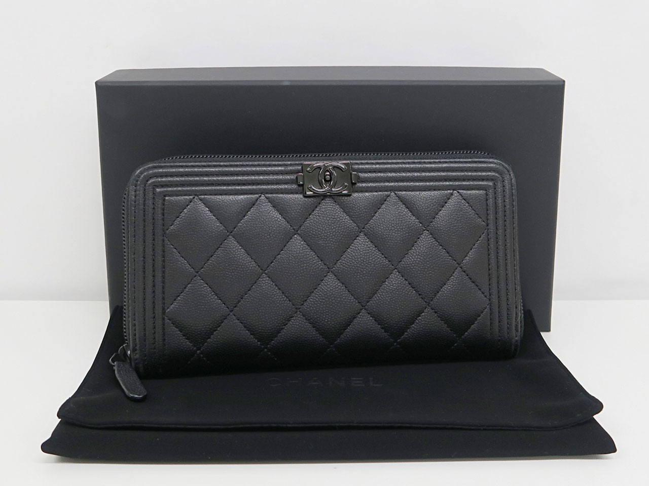 シャネル(CHANEL）ボーイシャネル