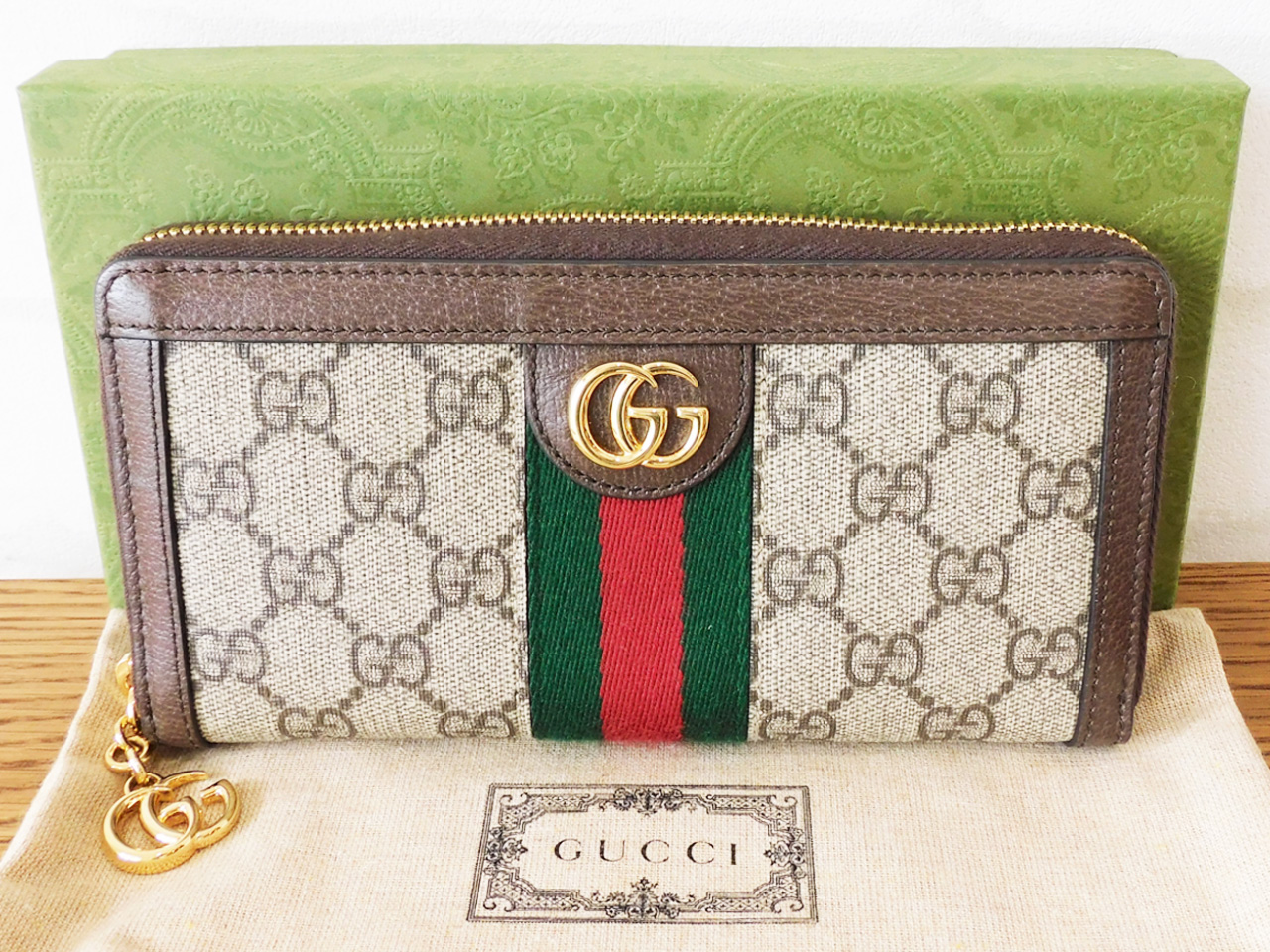 グッチ(GUCCI）オフィディア