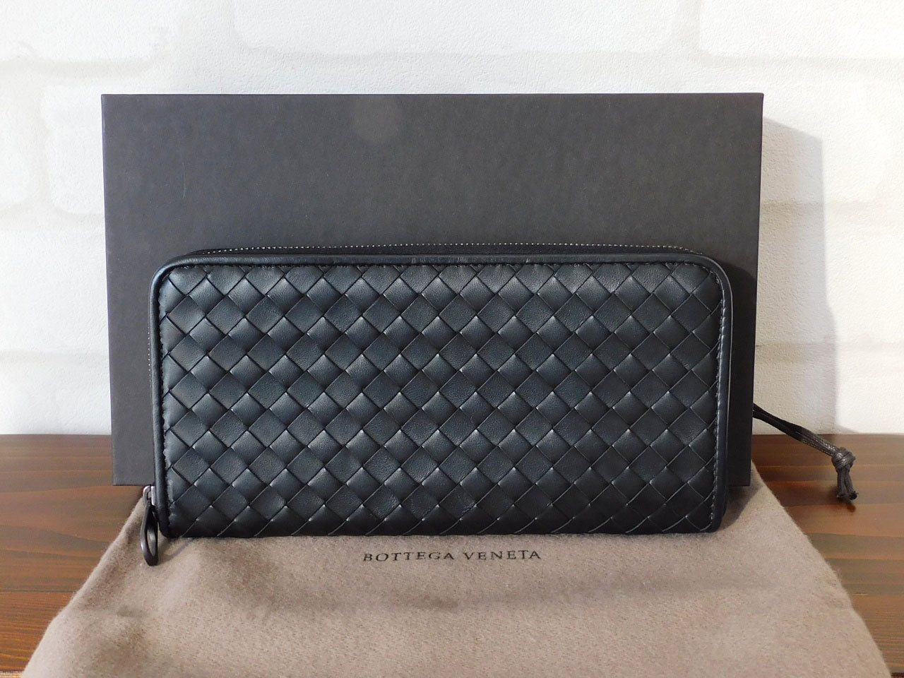 ボッテガ・ヴェネタ(Bottega Veneta）イントレチャート 財布