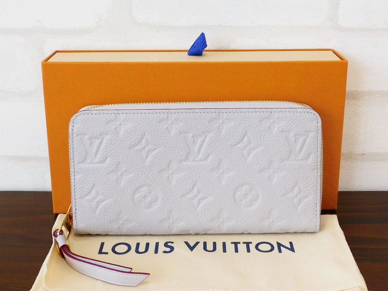 ルイヴィトン(LOUIS VUITTON）モノグラム・アンプラント
